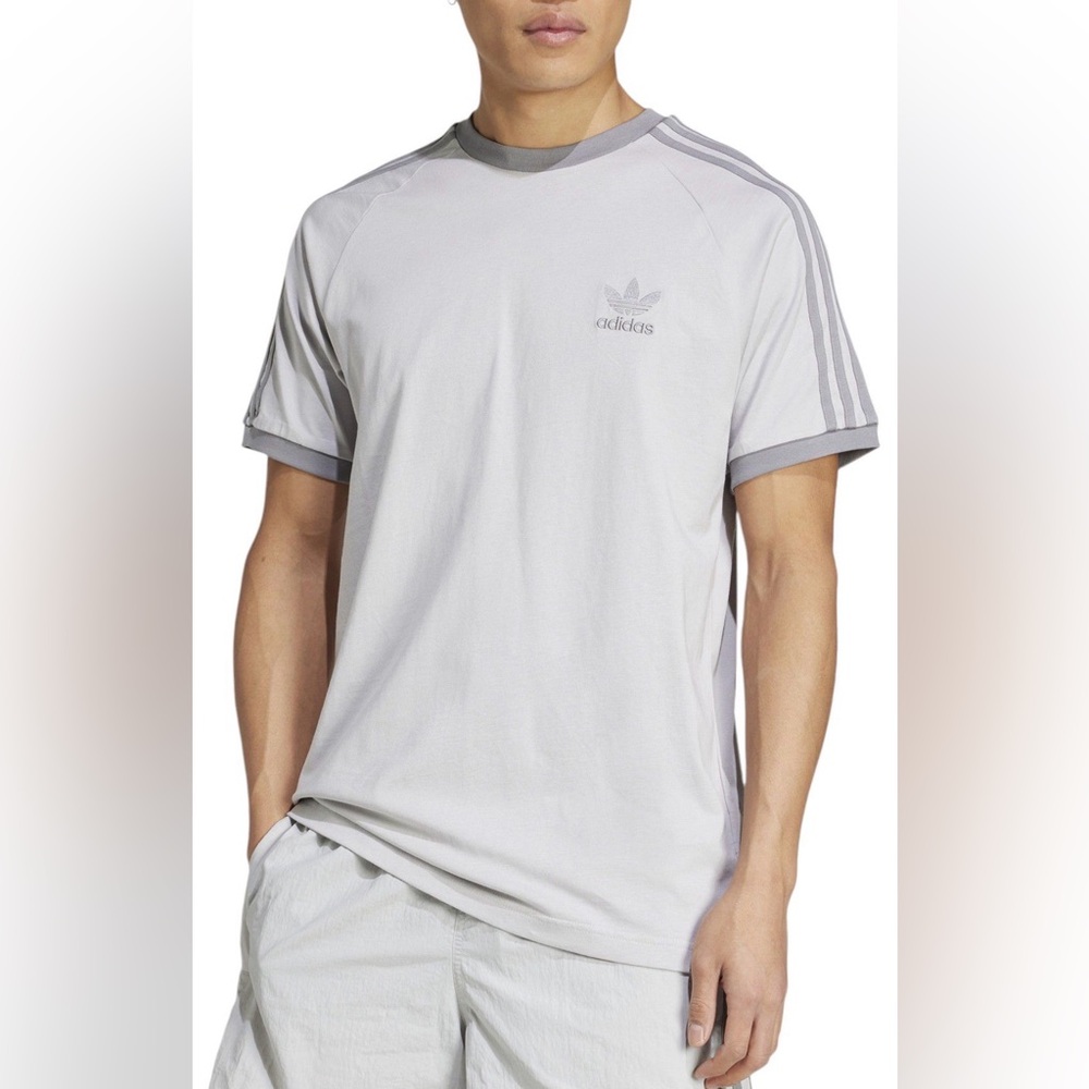 NWT Adidas Mens Xs Adicolor Classic 3-Stripes Tee T-Shirt Gray  Logo NEW